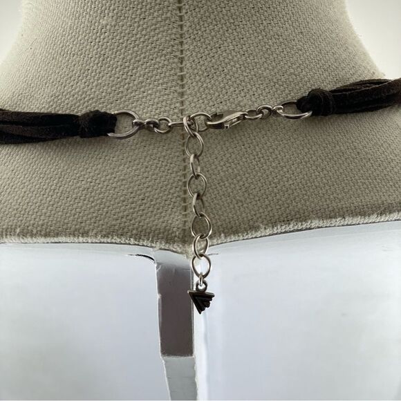 Retired Silpada brown suede silver beaded necklace with carved pen shell pendant - Picture 5 of 9